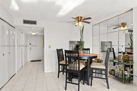 6900 Bay Drive Miami Beach FL 33141