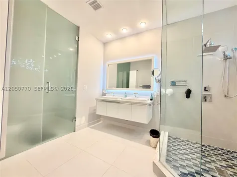 6415 NW 105th Court Doral FL 33178
