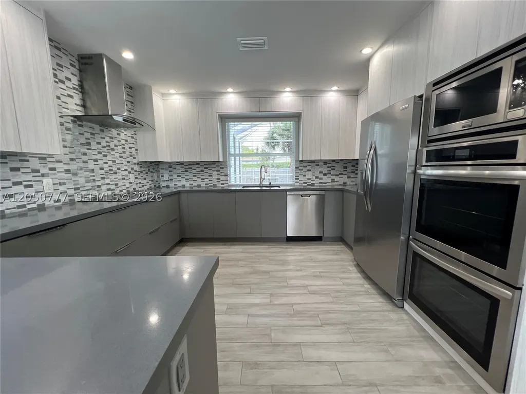 1405 N 46th Avenue Hollywood FL 33021