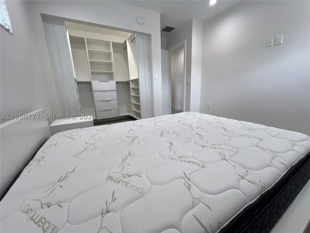 1405 N 46th Avenue Hollywood FL 33021