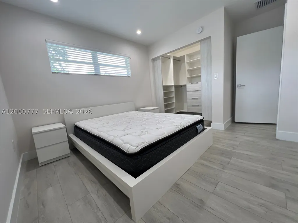 1405 N 46th Avenue Hollywood FL 33021