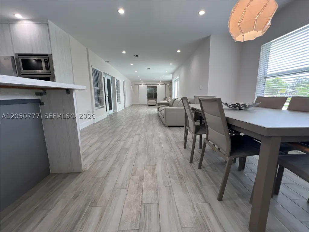 1405 N 46th Avenue Hollywood FL 33021