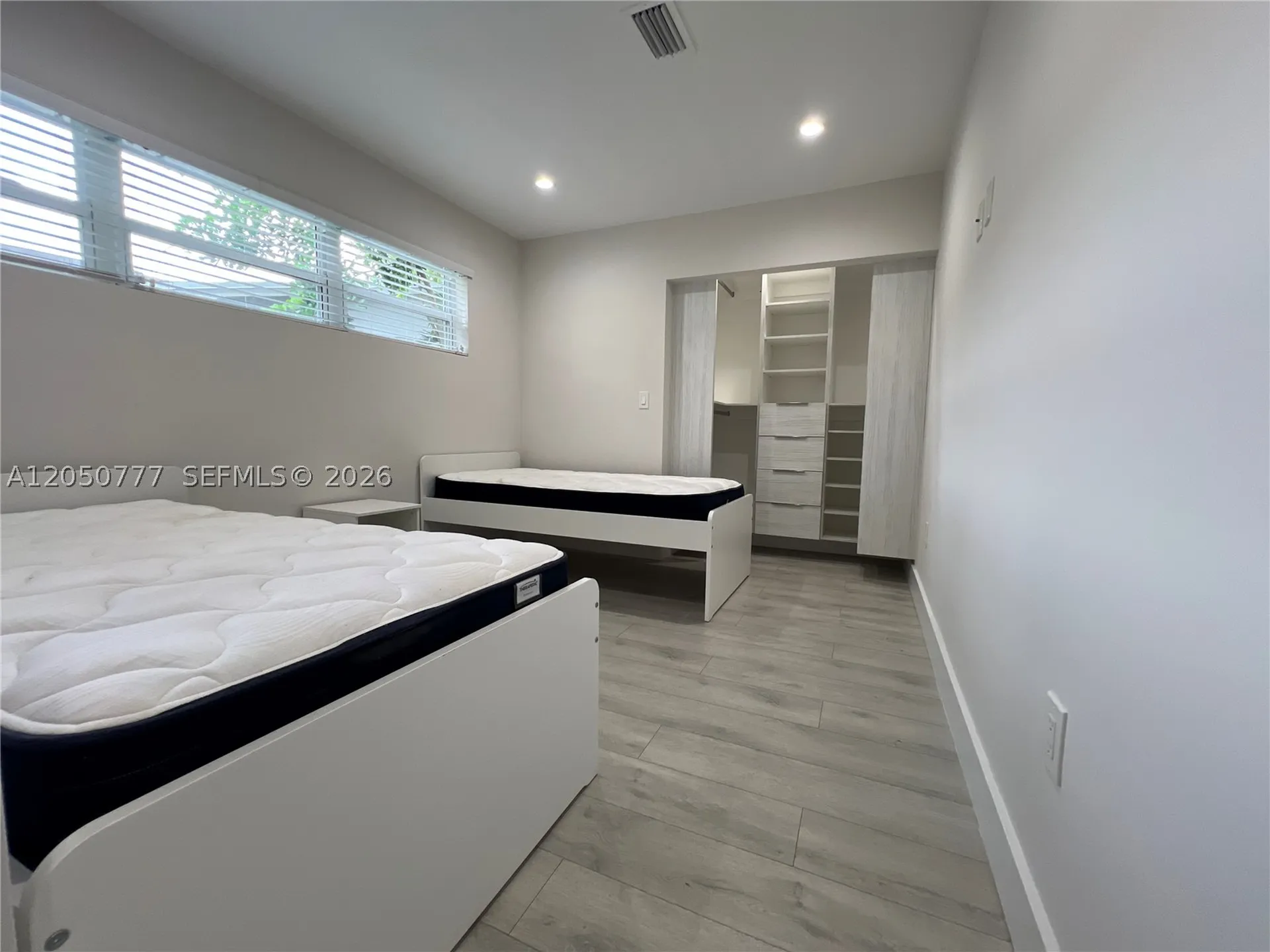 1405 N 46th Avenue Hollywood FL 33021