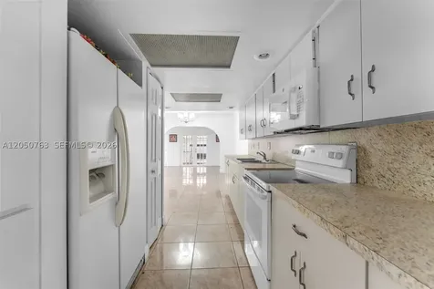 10873 NW 1st Lane Miami FL 33172