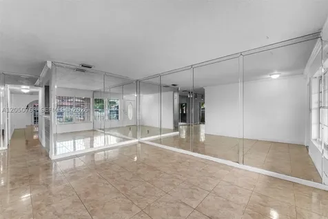 10873 NW 1st Lane Miami FL 33172