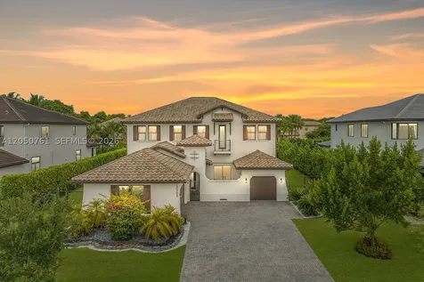 10702 SW 53rd Street Cooper City FL 33328