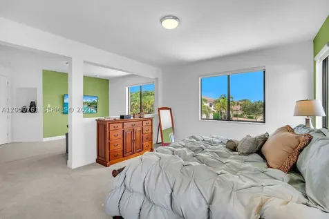 10702 SW 53rd Street Cooper City FL 33328