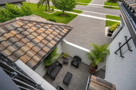 10702 SW 53rd Street Cooper City FL 33328