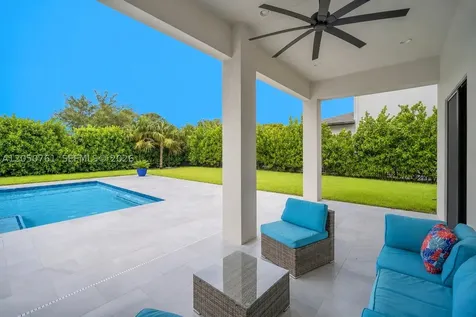 10702 SW 53rd Street Cooper City FL 33328