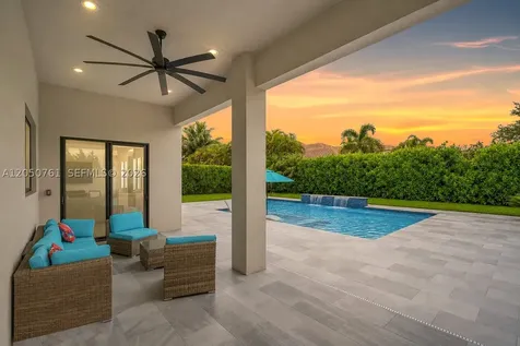 10702 SW 53rd Street Cooper City FL 33328