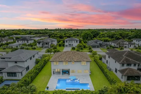 10702 SW 53rd Street Cooper City FL 33328