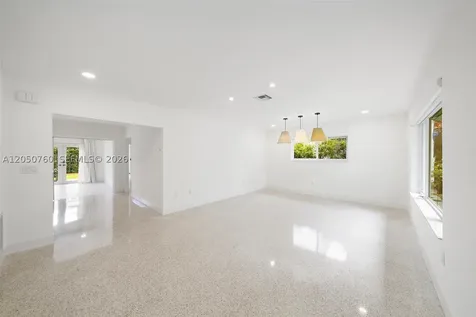 415 Navarre Avenue Coral Gables FL 33134
