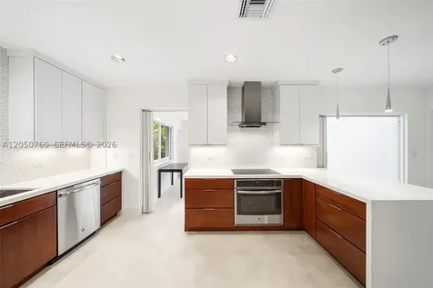 415 Navarre Avenue Coral Gables FL 33134