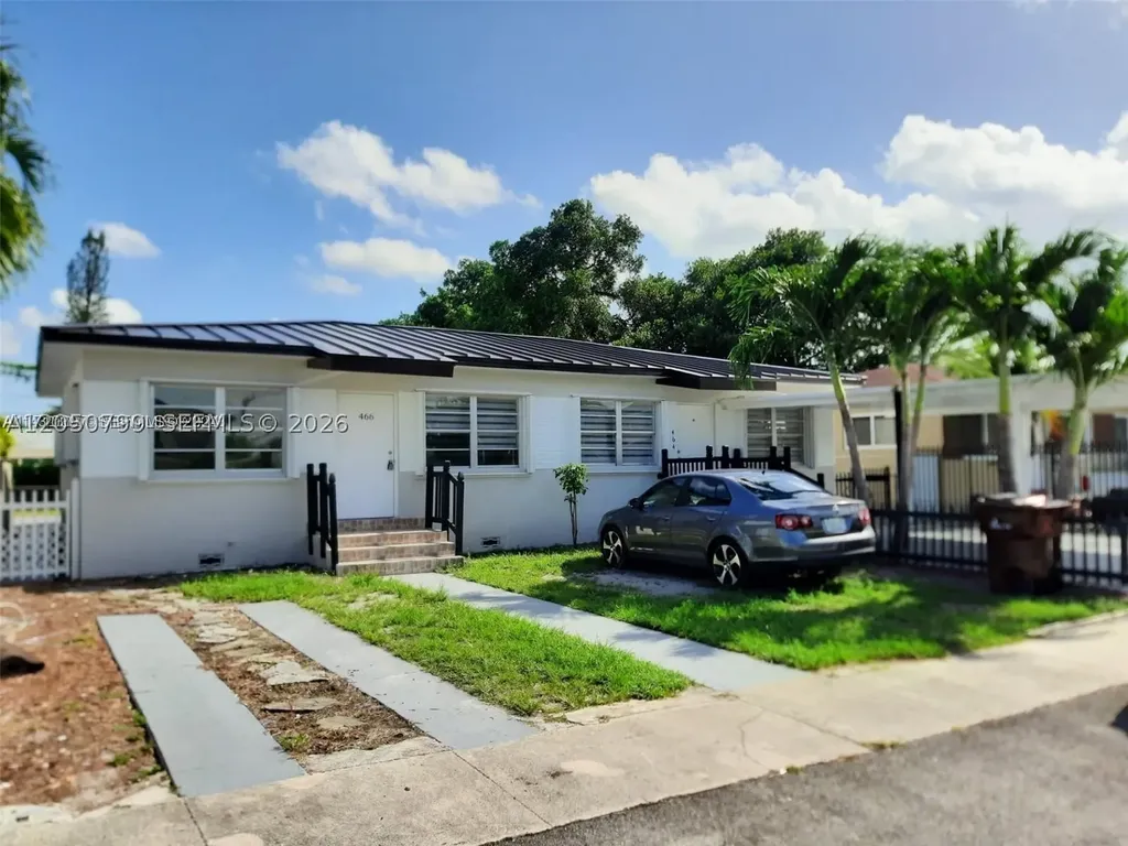 464 E 13 Street Hialeah FL 33010