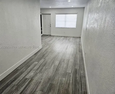 464 E 13 Street Hialeah FL 33010