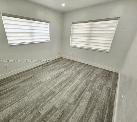 464 E 13 Street Hialeah FL 33010