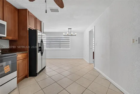 5921 NE 1st Avenue Oakland Park FL 33334