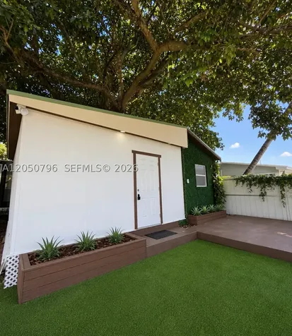 2145 NW 33rd Street Miami FL 33142
