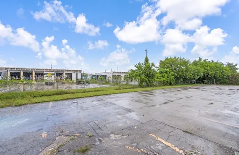 7440 NW 66th Street Miami FL 33166