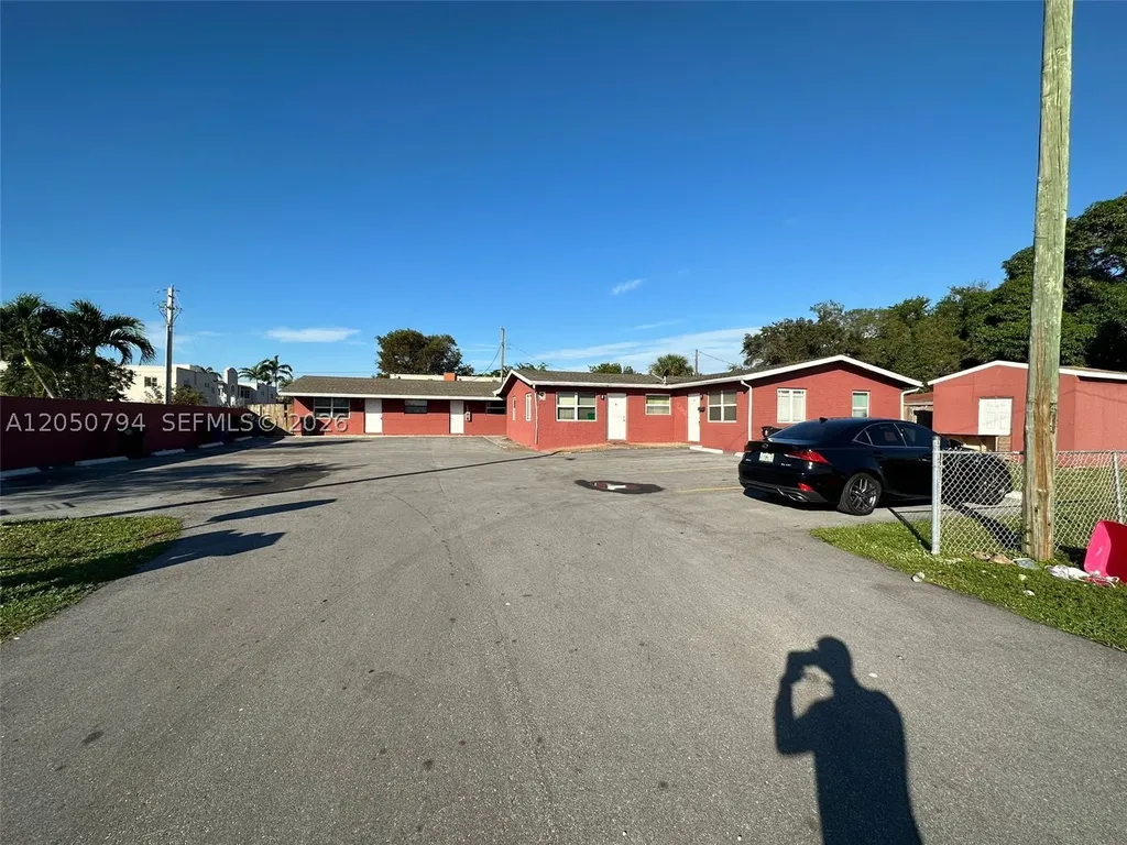 623 NW 9th Avenue Fort Lauderdale FL 33311