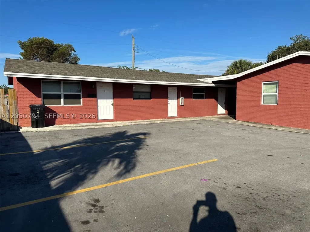 623 NW 9th Avenue Fort Lauderdale FL 33311