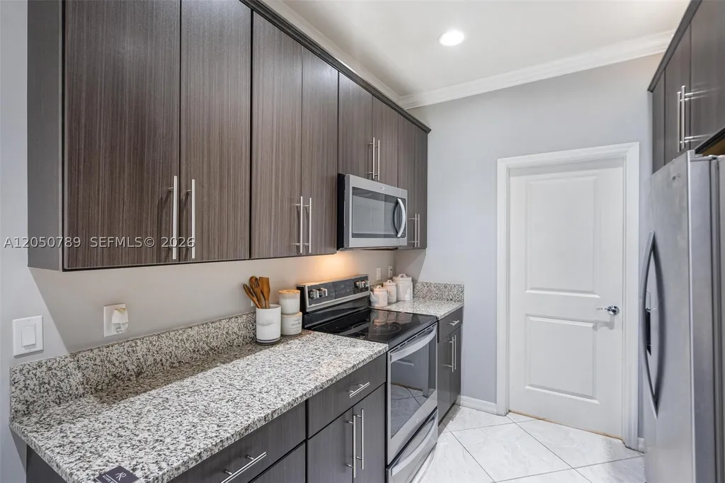 3944 Poinciana Lane Hollywood FL 33021