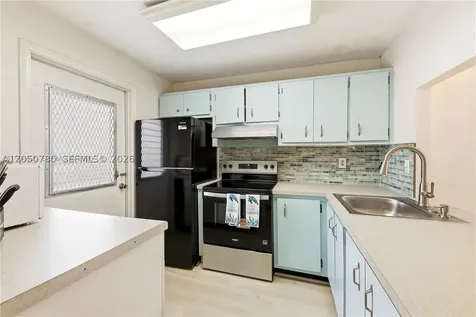 4025 N Federal Highway Oakland Park FL 33308