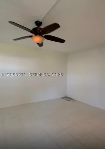 573 E Durham U Deerfield Beach FL 33442