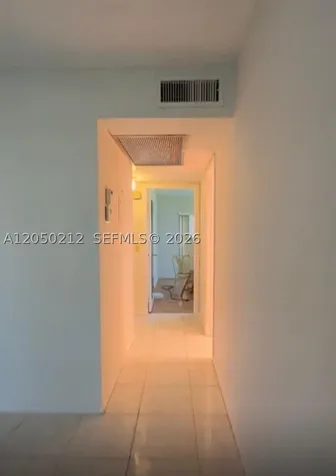 573 E Durham U Deerfield Beach FL 33442