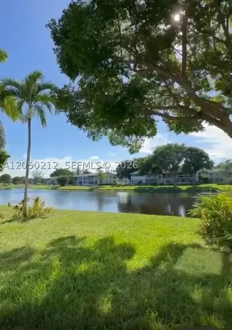 573 E Durham U Deerfield Beach FL 33442