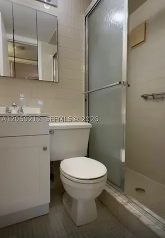 573 E Durham U Deerfield Beach FL 33442