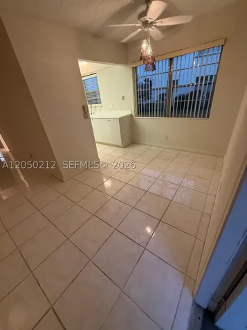 573 E Durham U Deerfield Beach FL 33442