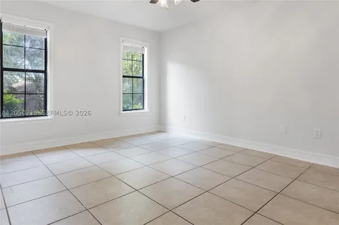 5236 Treetops Drive Naples FL 34113