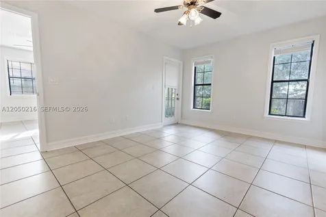 5236 Treetops Drive Naples FL 34113