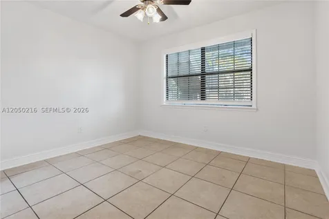 5236 Treetops Drive Naples FL 34113