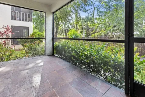 5236 Treetops Drive Naples FL 34113