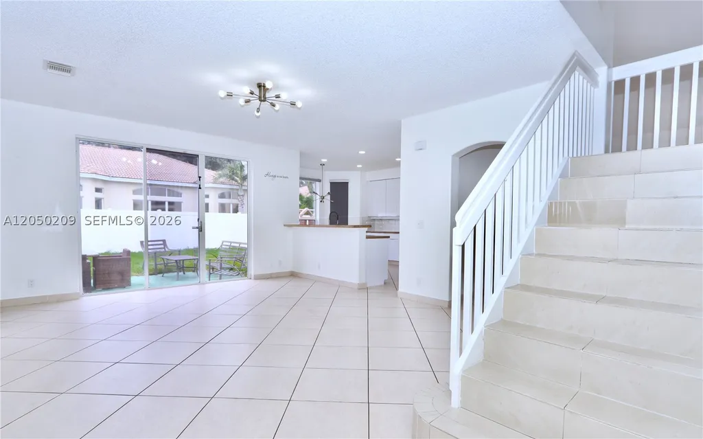 Hollywood FL 33312