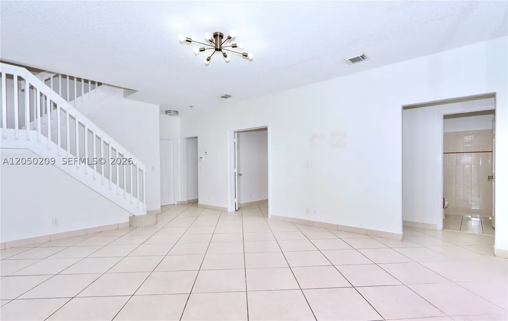 Hollywood FL 33312