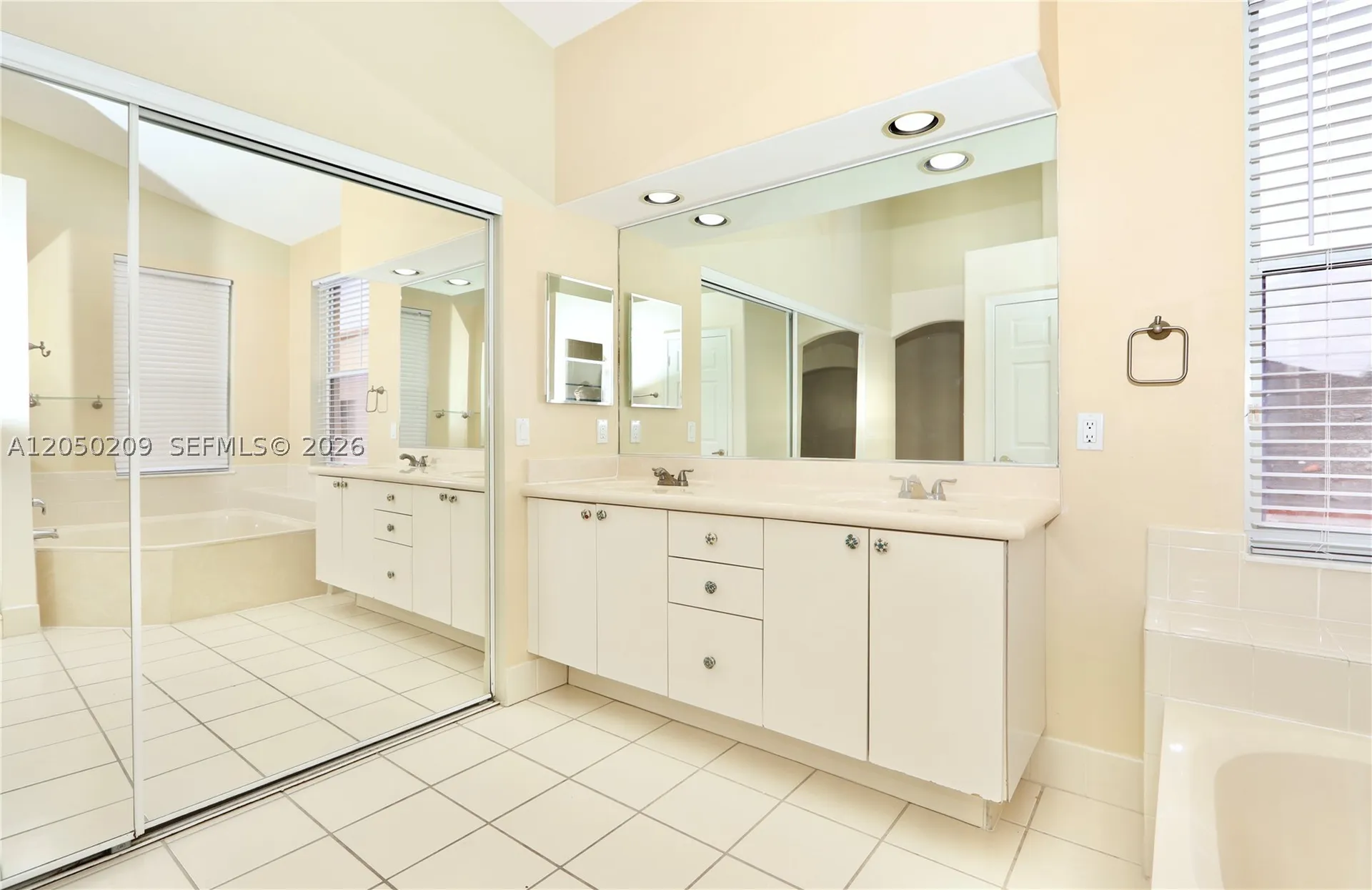 Hollywood FL 33312