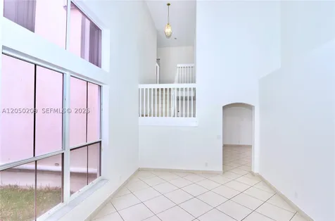 Hollywood FL 33312