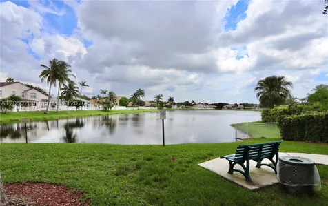 Hollywood FL 33312