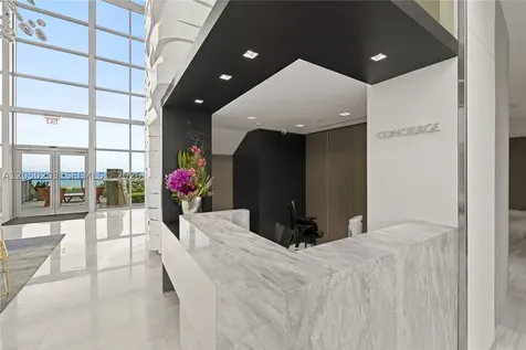 1455 Ocean Drive Miami Beach FL 33139