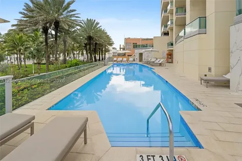 1455 Ocean Drive Miami Beach FL 33139