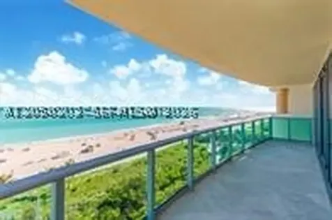 1455 Ocean Drive Miami Beach FL 33139