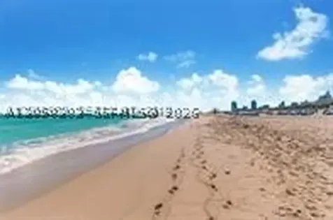 1455 Ocean Drive Miami Beach FL 33139