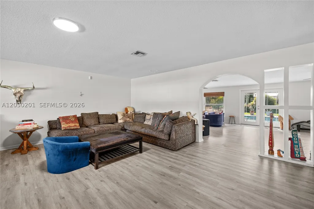 1068 D Road Loxahatchee FL 33470