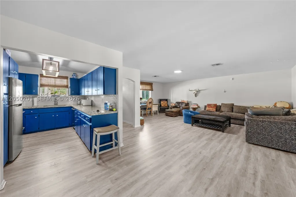 1068 D Road Loxahatchee FL 33470