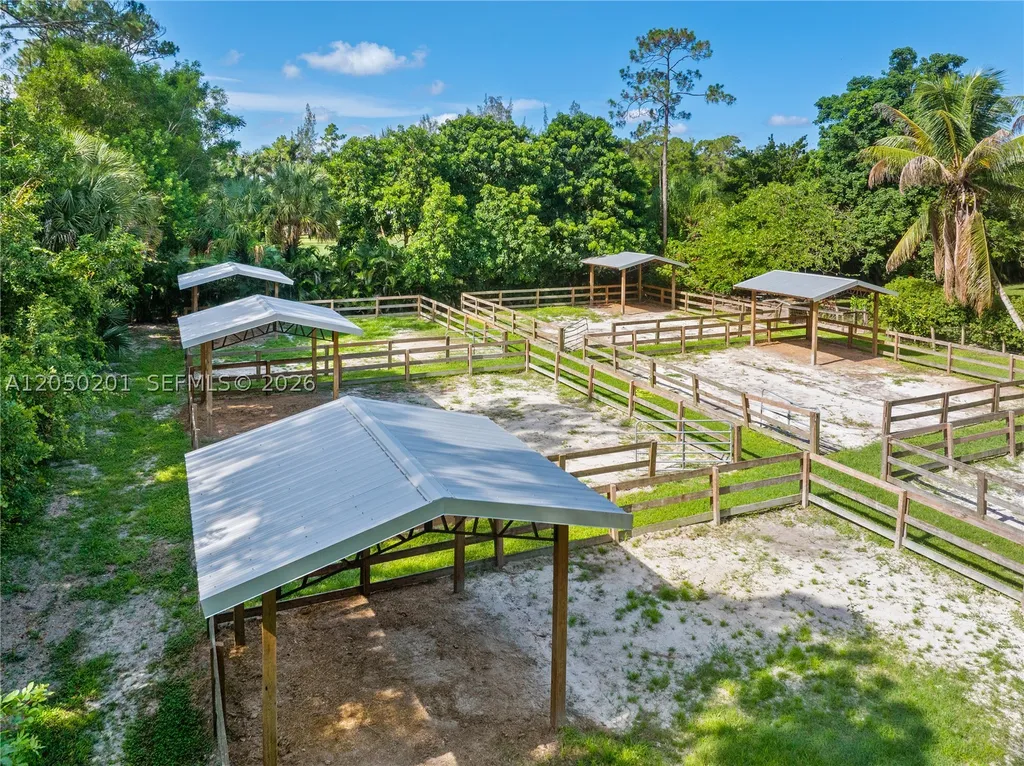 1068 D Road Loxahatchee FL 33470