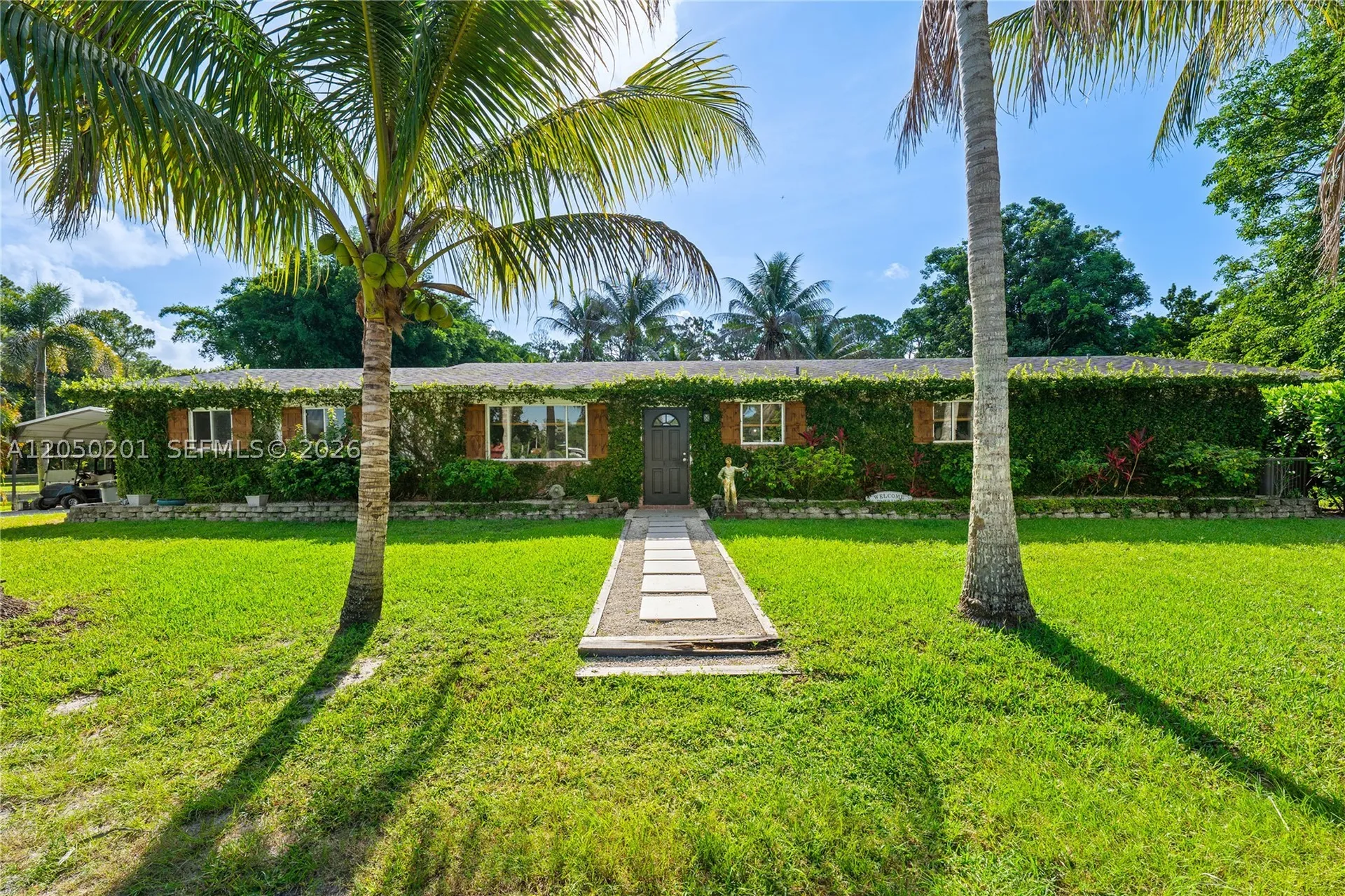 1068 D Road Loxahatchee FL 33470