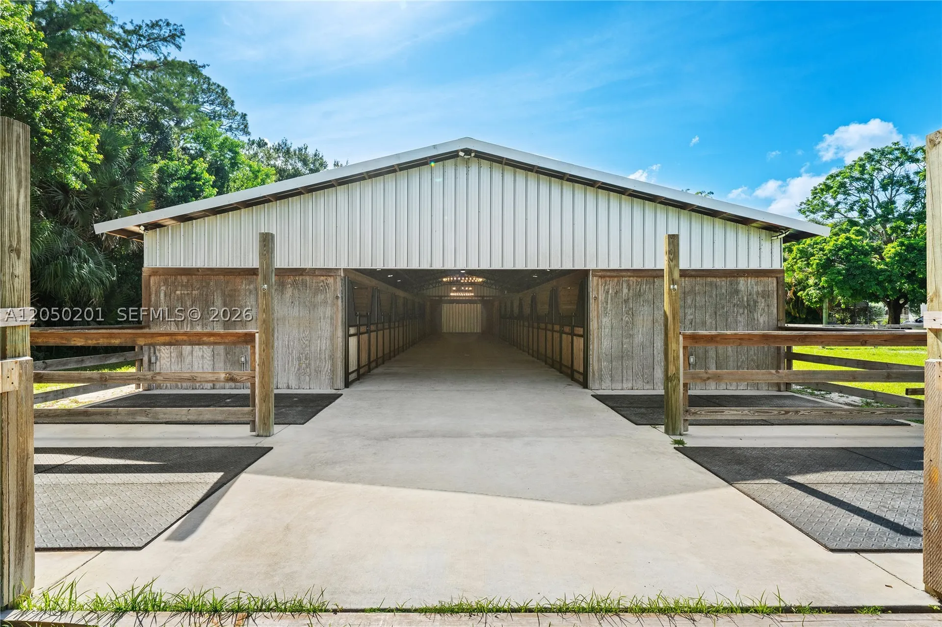 1068 D Road Loxahatchee FL 33470